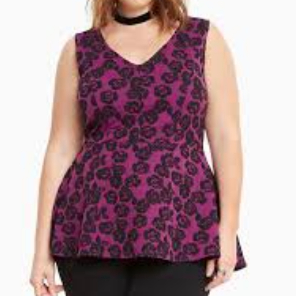 Torrid Floral Peplum Top Size 3‎